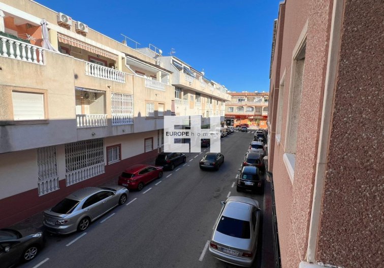 Segunda mano - Apartamento  - Torrevieja - Centro