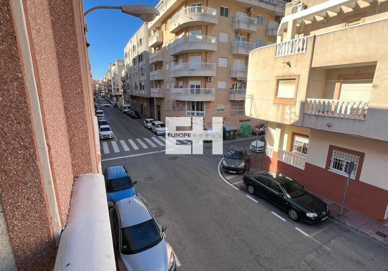 Segunda mano - Apartamento  - Torrevieja - Centro