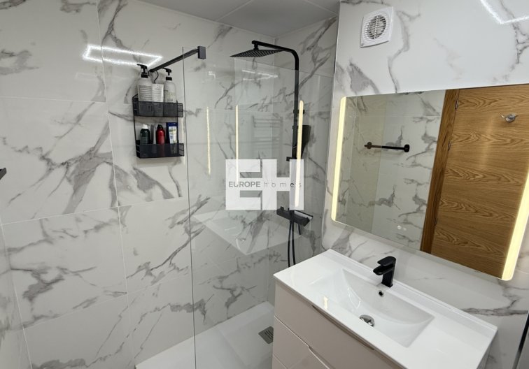 Segunda mano - Apartamento  - Hacienda Riquelme Golf Resort - Inland