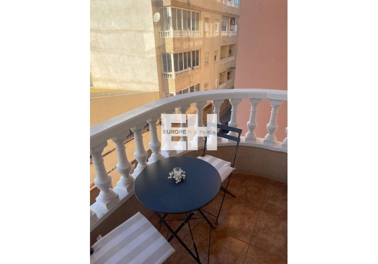 Revente - Appartement - Torrevieja - Centro