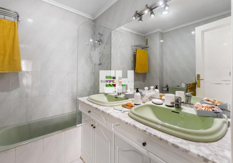 Segunda mano - Apartamento  - Torrevieja - Costa Blanca