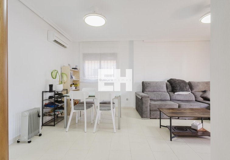 Segunda mano - villa - Torrevieja - Costa Blanca