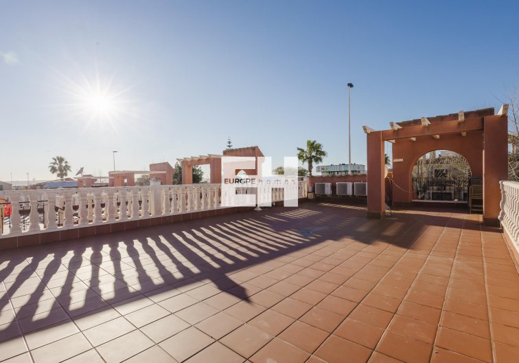 Segunda mano - villa - Torrevieja - Costa Blanca