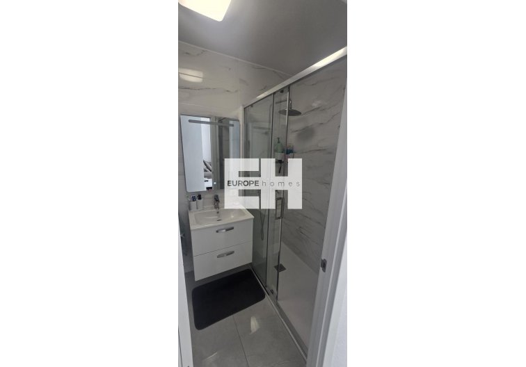 Segunda mano - Apartamento  - Torrevieja - Acequion
