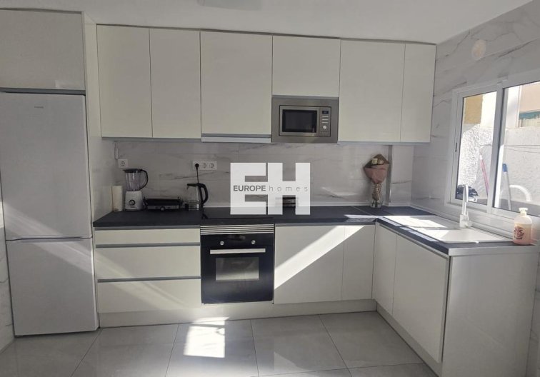 Segunda mano - Apartamento  - Torrevieja - Acequion