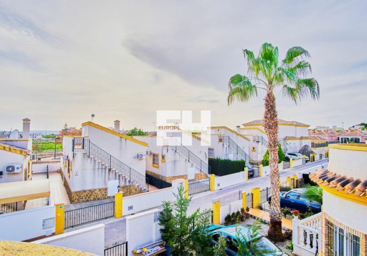 Segunda mano - villa - Los Montesinos - Costa Blanca