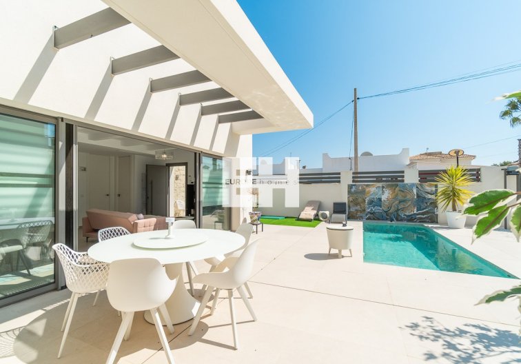 Segunda mano - villa - Orihuela Costa - Costa Blanca