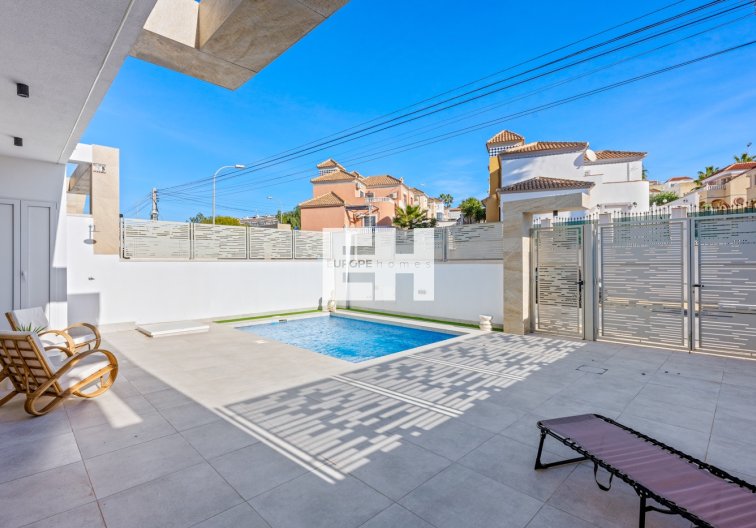 Segunda mano - villa - Orihuela Costa - Costa Blanca