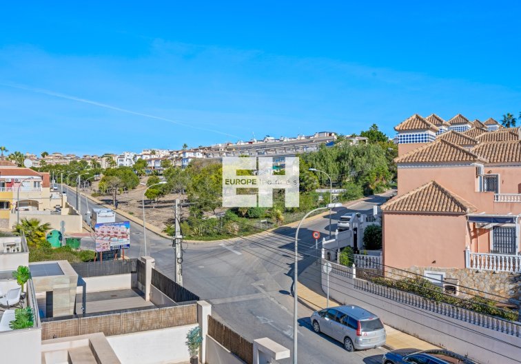 Segunda mano - villa - Orihuela Costa - Costa Blanca