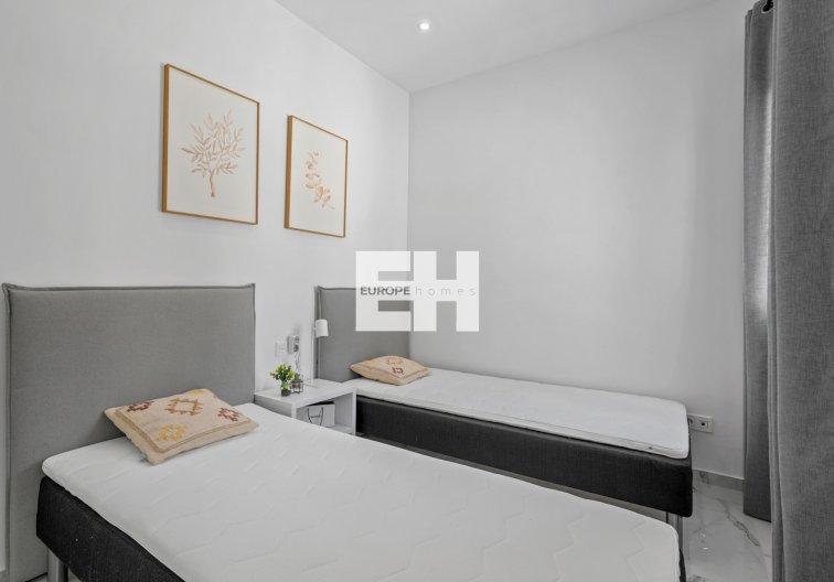 Segunda mano - villa - Torrevieja - Costa Blanca