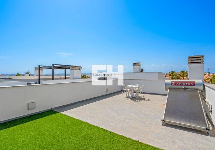 Segunda mano - villa - Torrevieja - Costa Blanca