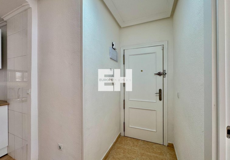 Segunda mano - Apartamento  - Torrevieja - Centro