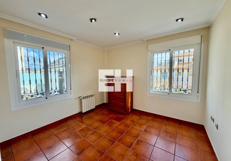 Segunda mano - Semi Detached - Orihuela Costa - La Zenia
