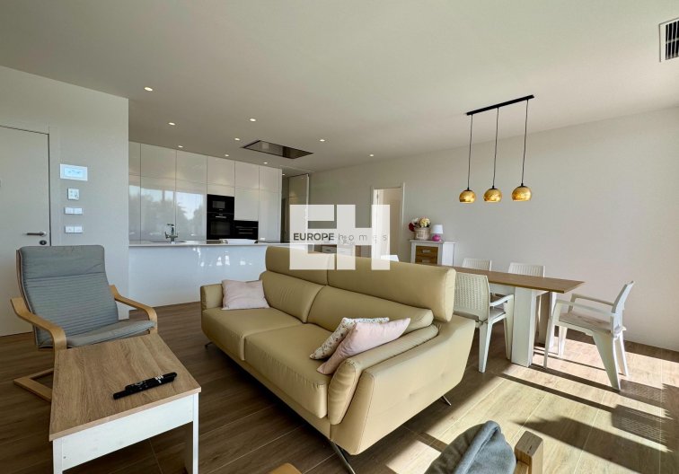 Segunda mano - Apartamento  - Orihuela - Las Colinas Golf