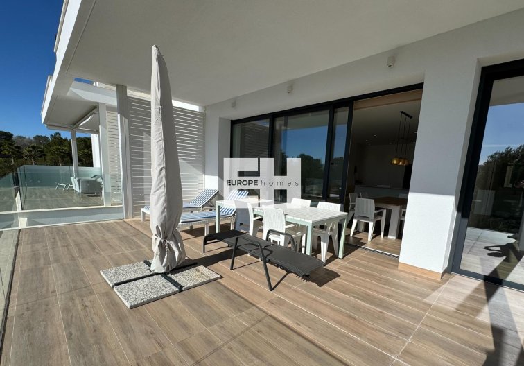 Segunda mano - Apartamento  - Orihuela - Las Colinas Golf
