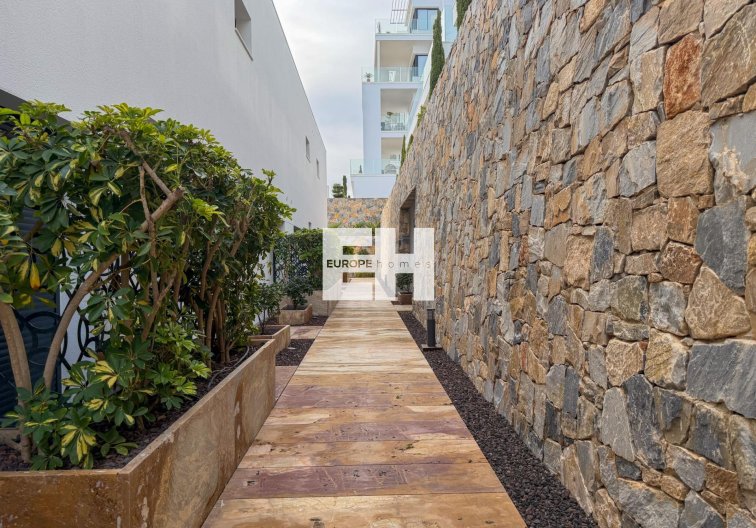 Segunda mano - Apartamento  - Orihuela - Las Colinas Golf