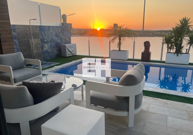 Segunda mano - town house - Orihuela - Desamparados-hurchillo-torremendo