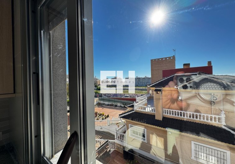 Segunda mano - Apartamento  - Torrevieja - Playa del Cura