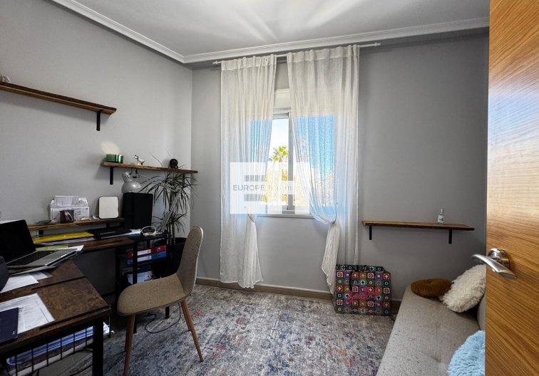 Segunda mano - Apartamento  - Torrevieja - Playa del Cura