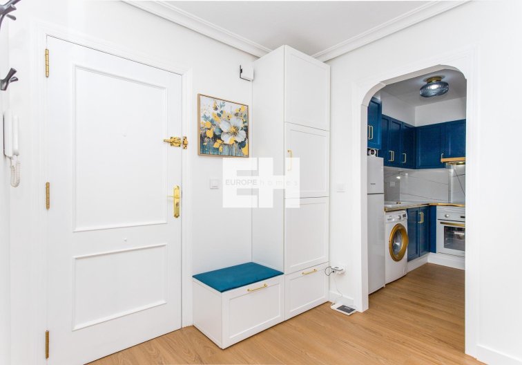 Segunda mano - Apartamento  - Torrevieja - Centro