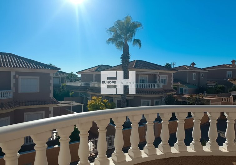 Segunda mano - villa - Los Balcones - Costa Blanca