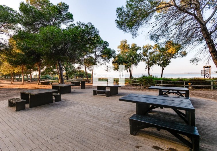 Segunda mano - Bungalow - Torrevieja - La Siesta - El Salado - Torreta