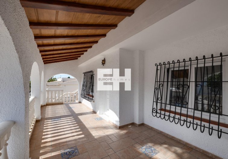 Segunda mano - villa - Torrevieja - La Siesta - El Salado - Torreta