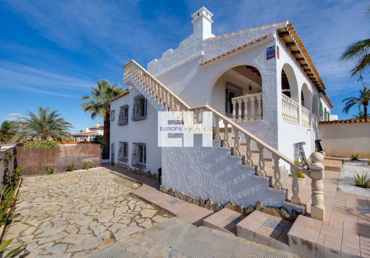 Segunda mano - villa - Torrevieja - La Siesta - El Salado - Torreta