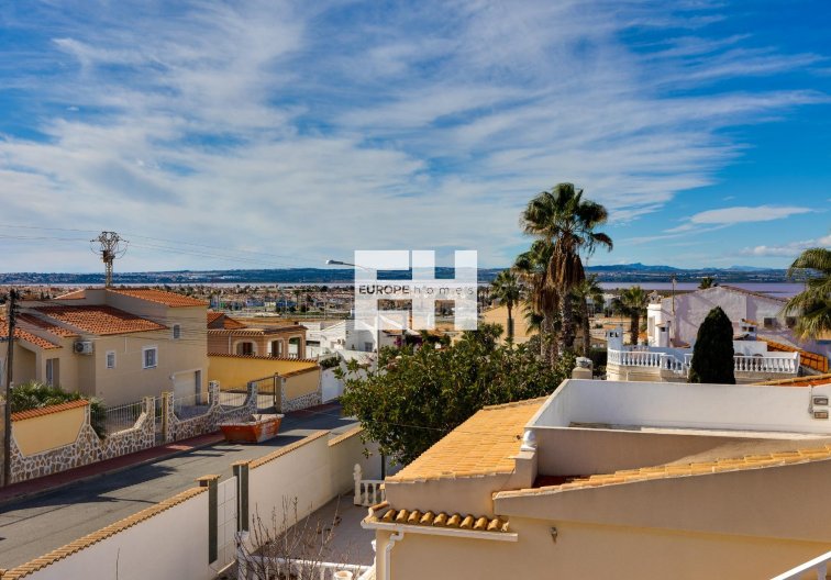 Segunda mano - villa - Torrevieja - La Siesta - El Salado - Torreta