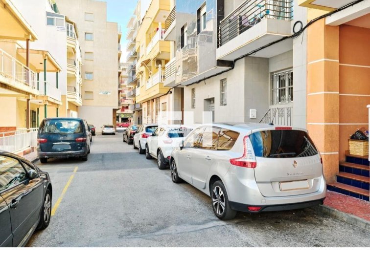 Segunda mano - Apartamento  - Torrevieja - Centro