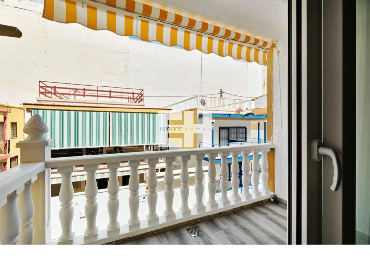 Segunda mano - Apartamento  - Torrevieja - Centro