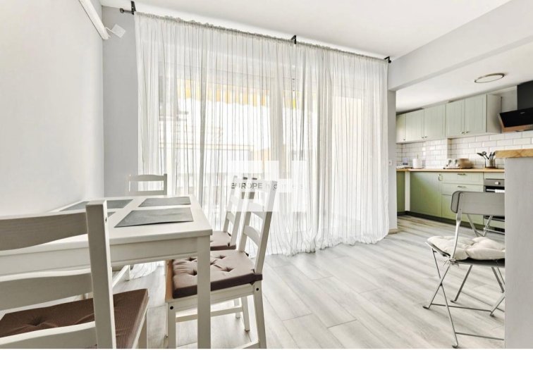 Segunda mano - Apartamento  - Torrevieja - Centro