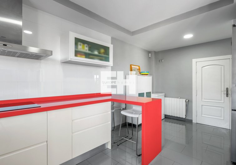 Segunda mano - villa - Ciudad De Las Comunicaciones - Costa Blanca