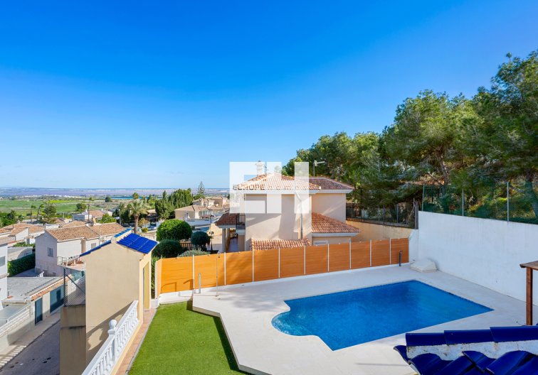 Segunda mano - villa - Ciudad De Las Comunicaciones - Costa Blanca