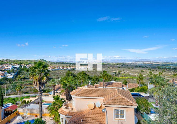 Segunda mano - villa - Ciudad De Las Comunicaciones - Costa Blanca