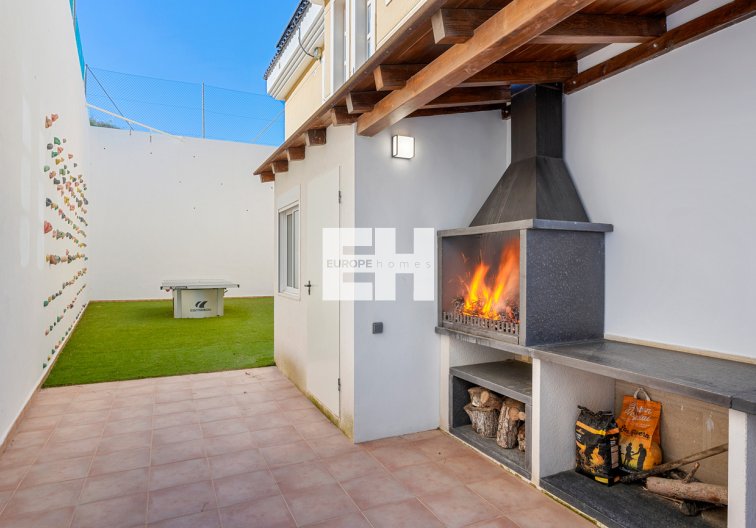 Segunda mano - villa - Ciudad De Las Comunicaciones - Costa Blanca