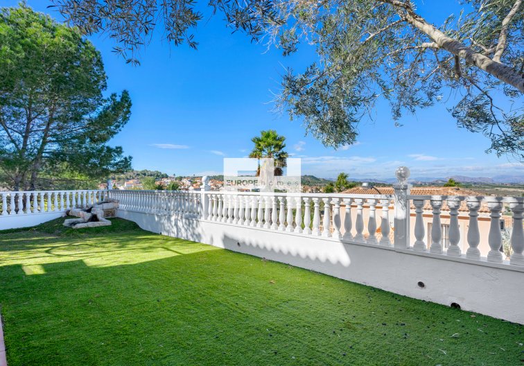 Segunda mano - villa - Ciudad De Las Comunicaciones - Costa Blanca