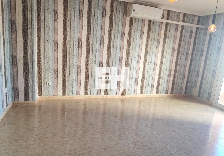 Segunda mano - Apartamento  - Torrevieja - Centro