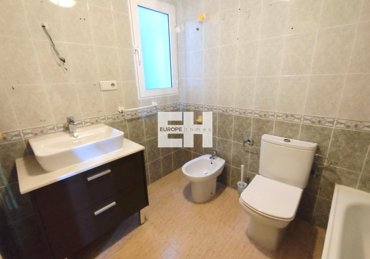 Segunda mano - Apartamento  - Torrevieja - Centro