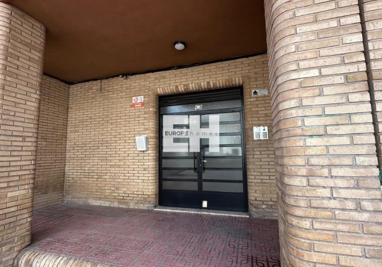 Segunda mano - Apartamento  - Torrevieja - Centro