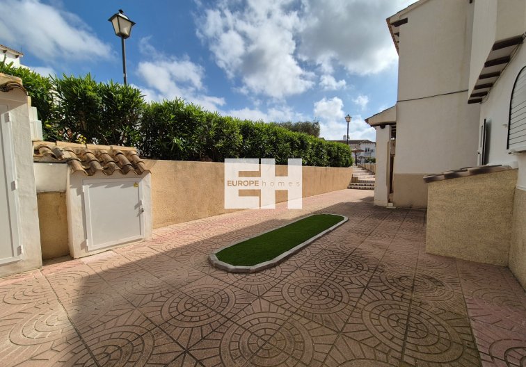 Segunda mano - Apartamento  - San Miguel de Salinas - Inland