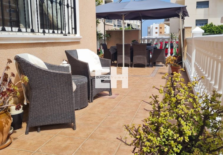 Segunda mano - villa - Orihuela Costa - Costa Blanca
