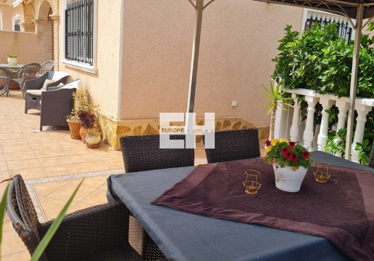 Segunda mano - villa - Orihuela Costa - Costa Blanca