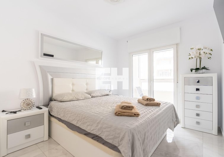 Segunda mano - town house - Torrevieja - Punta Prima