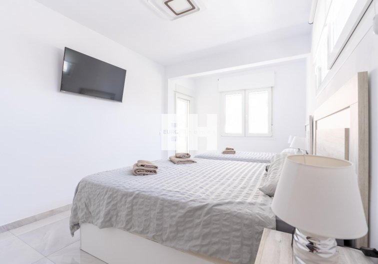 Segunda mano - town house - Torrevieja - Punta Prima