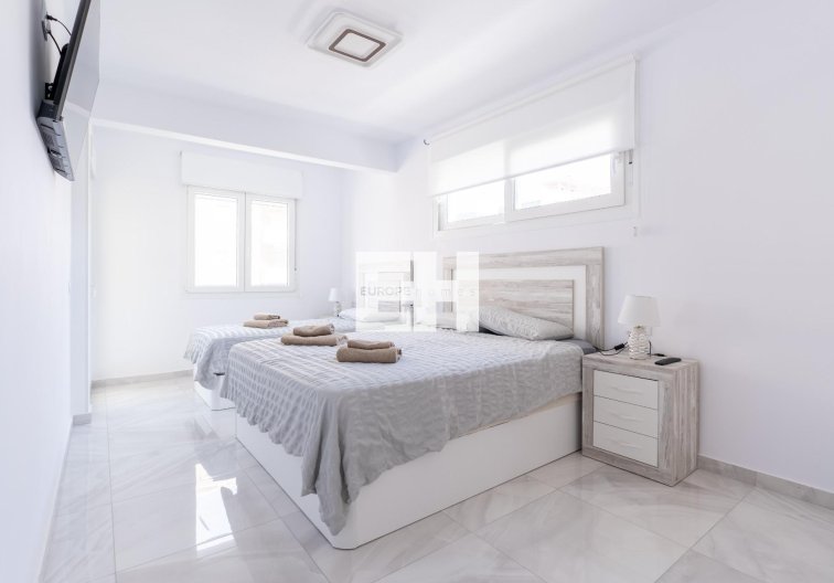 Segunda mano - town house - Torrevieja - Punta Prima