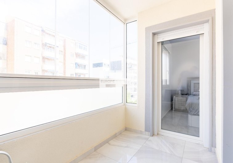 Segunda mano - town house - Torrevieja - Punta Prima