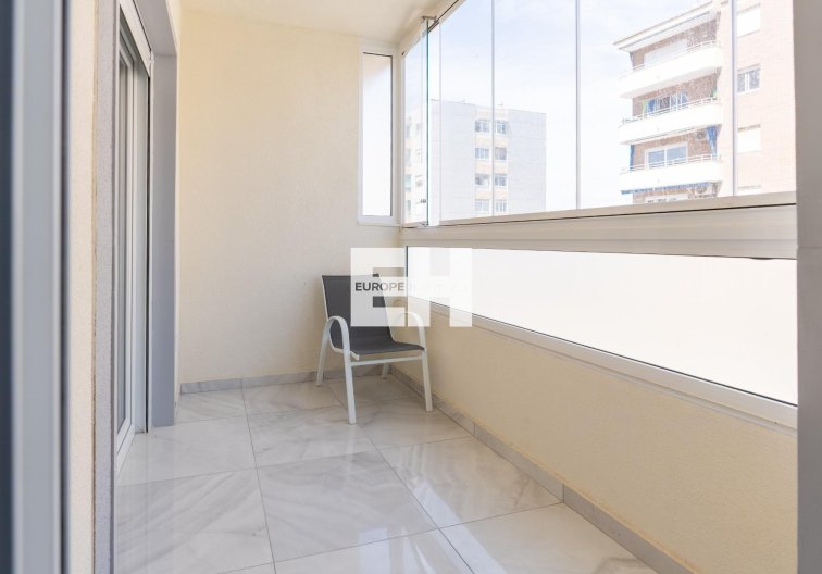 Segunda mano - town house - Torrevieja - Punta Prima