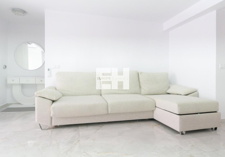 Segunda mano - town house - Torrevieja - Punta Prima