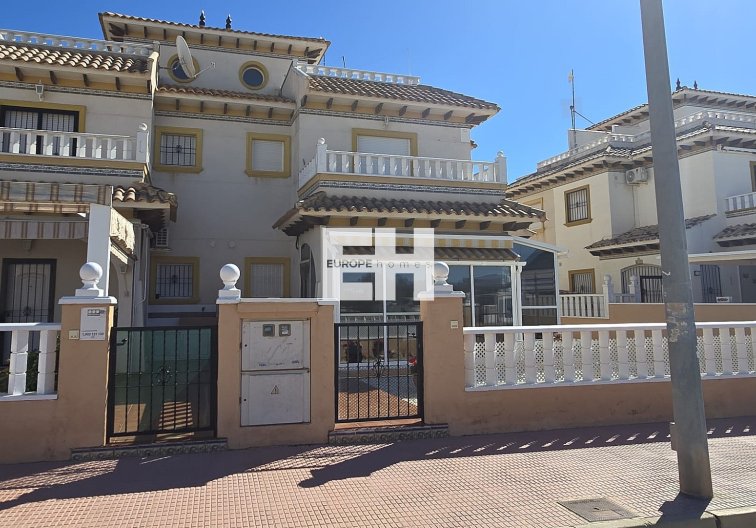 Segunda mano - town house - Orihuela Costa - Costa Blanca
